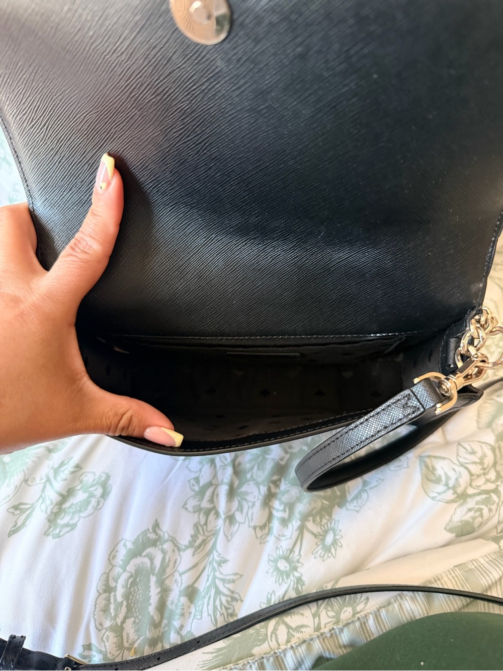 Kate Spade New York Black Crossbody Bag - Picture 3 of 4